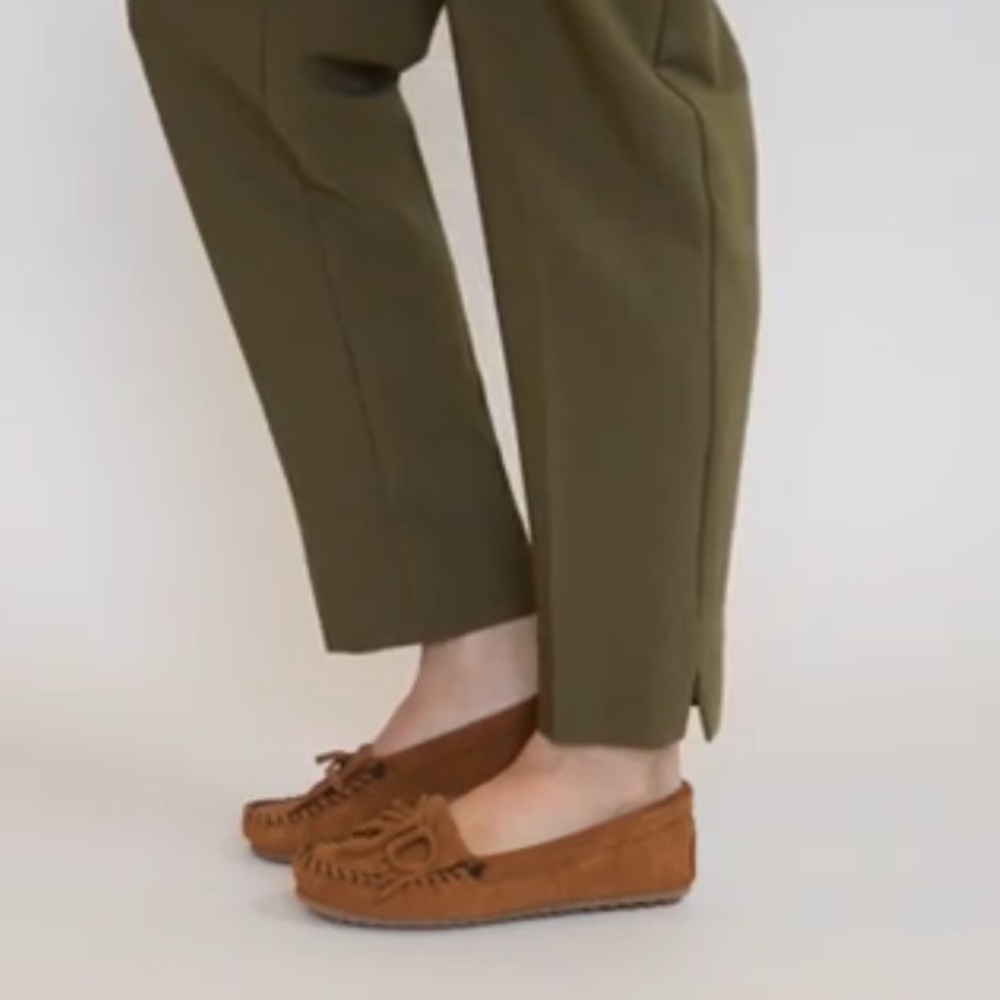Minnetonka leather Kilty Hardsole Moccasin
